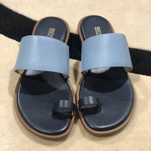 Michael Kors sandal size 5.5